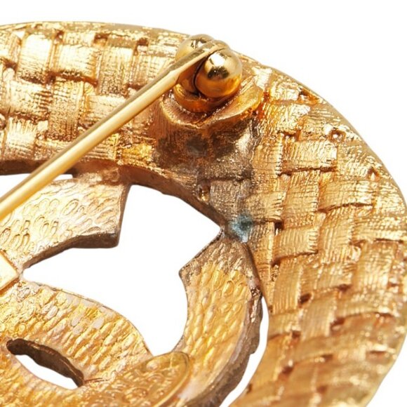 CHANEL CC Logo Round Circle Mesh Brooch Gold Tone Pin 29 Auth w/Box #9182 - Picture 5 of 6